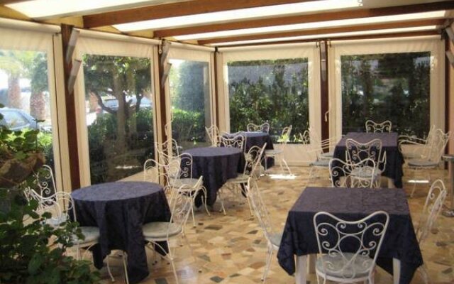Hotel Rosa Meublè