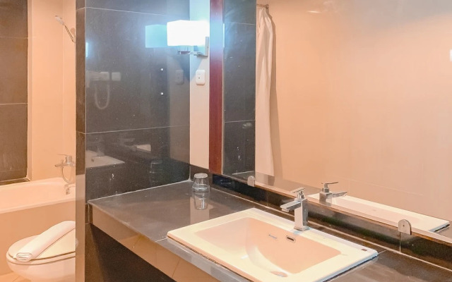 Urbanview Hotel Grand Permata In Banjarbaru by RedDoorz