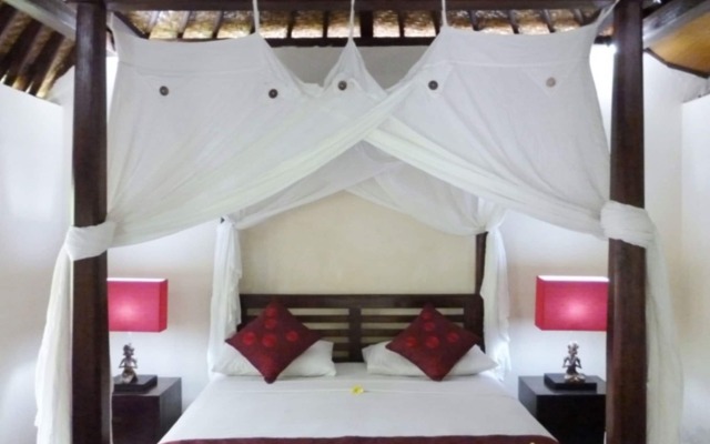 Sama's Cottages and Villas