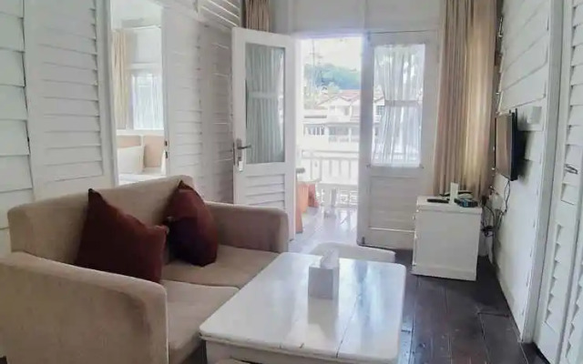 Marbella Villa Resort