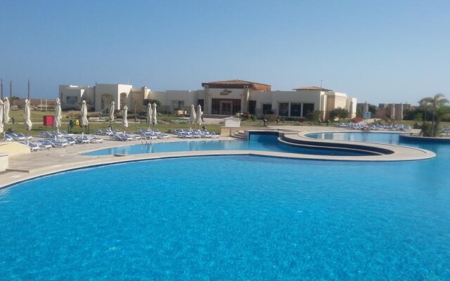 Movenpick Resort Soma Bay