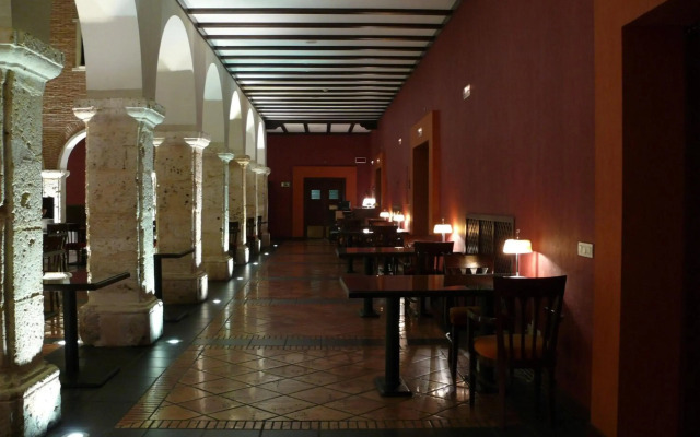 AC Hotel Palacio de Santa Ana by Marriott