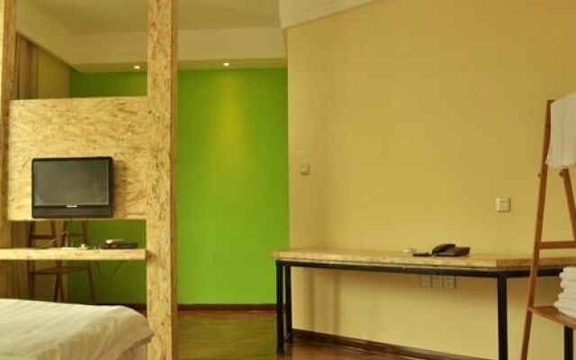 Zhangjiajie 99 Roadhouses