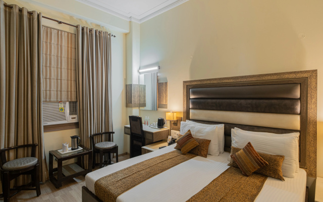 The Sun Court Hotel Yatri – Guest Rooms – Delhi