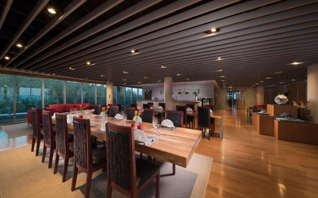 We Hotel Jeju