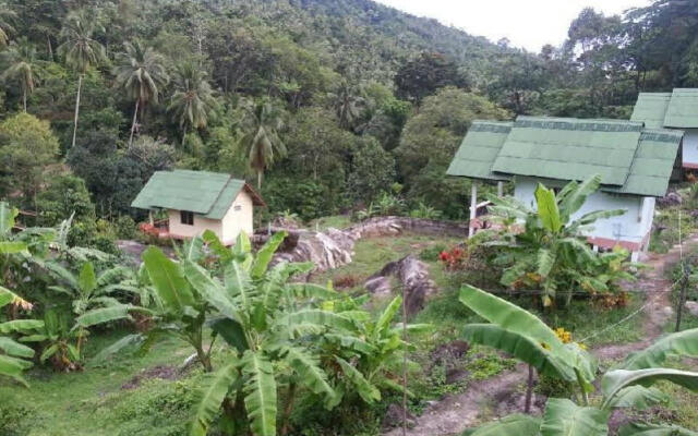 Buncha Sramanora Resort
