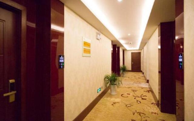 Dongfang Holiday Hotel