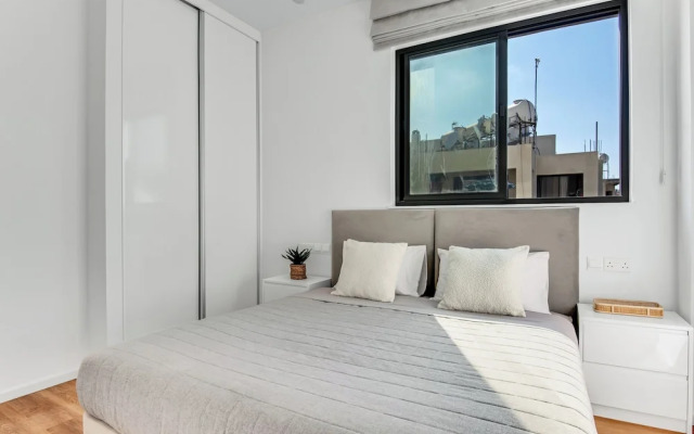 Sanders Olive - Cute 2-bdr Apt With Shared Pool