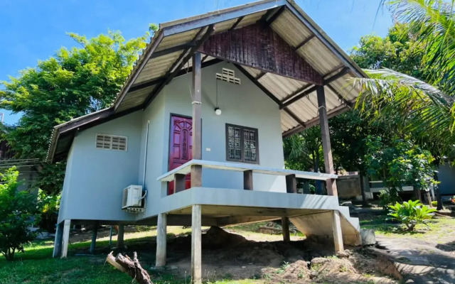 Phupha Bungalow