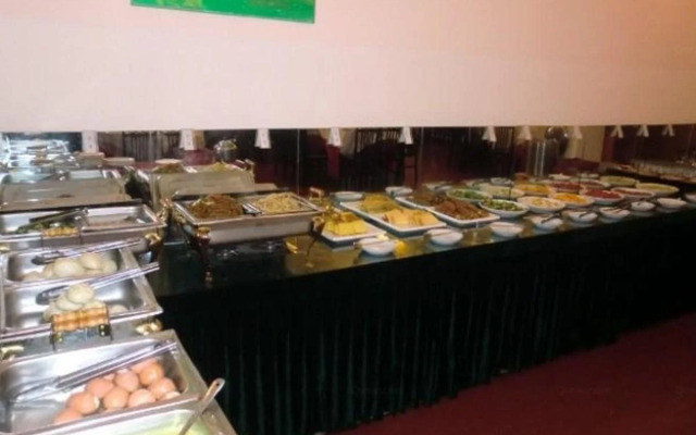 GreenTree Inn Nanjing Yinqiao Market Hotel