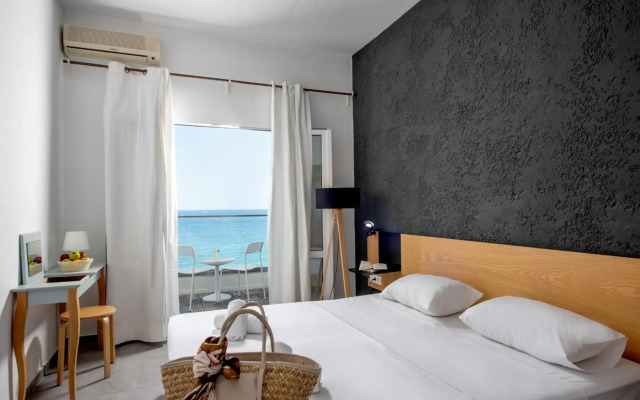 Azure Mare Hotel