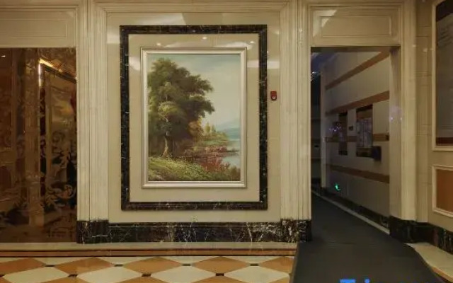 Meet Theme Hotel Apartment