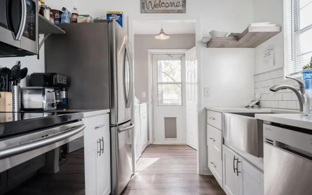 Spa-inspired Modern Oasis Near Downtown Nashville