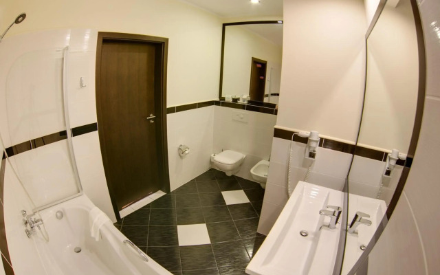 Hotel Business Faltom Gdynia