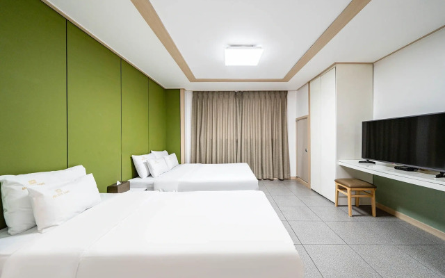 Residence Hotel LINE