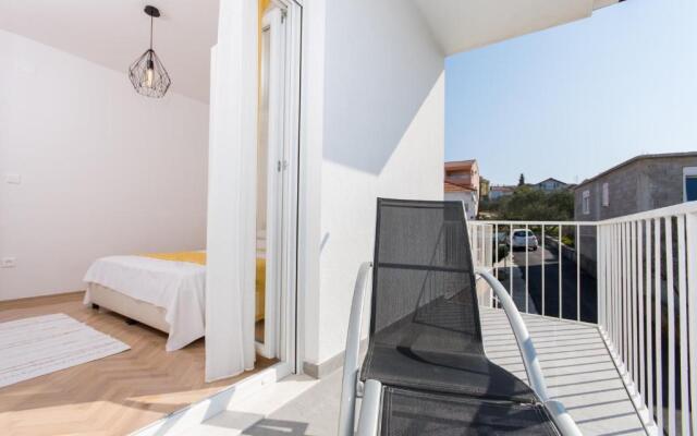 Apartment Mika1