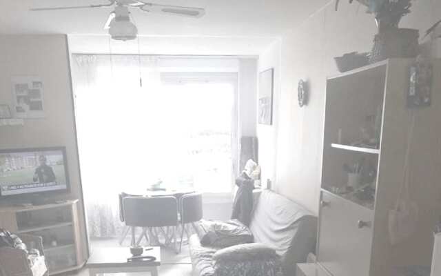 Studio in Agde, With Balcony - 200 m From the Beach