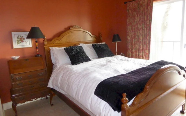 Willow Beach Bed & Breakfast