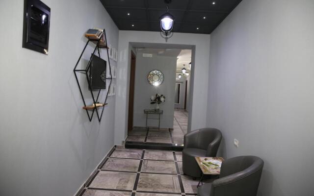Funky Guest House & Adventures