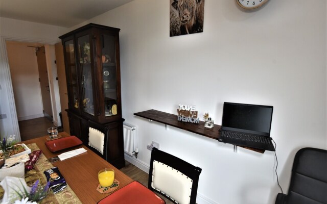 Hughenden Garden Luxury Apartment
