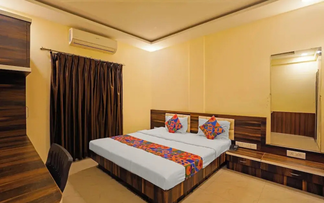 Fabhotel Club Metro