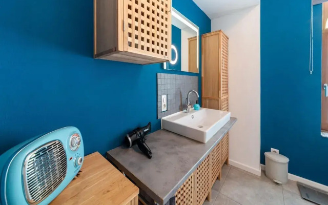 Magnificent Holiday Home for 6 Adults in Xhoffraix
