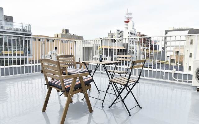 Ten Apartment Hotel