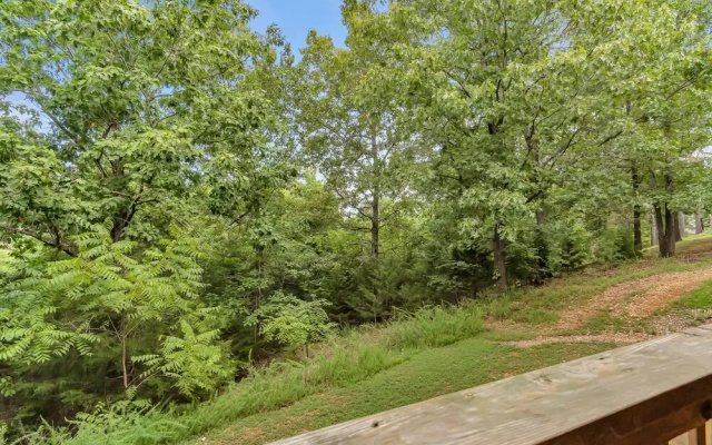 Wildwood Wonder 2 Bedroom Condo by Redawning