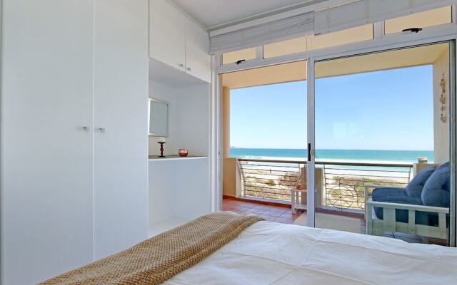 Leisure Bay 205