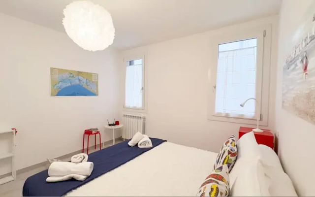 Maison De La Brodeuse by Ca-sa Check