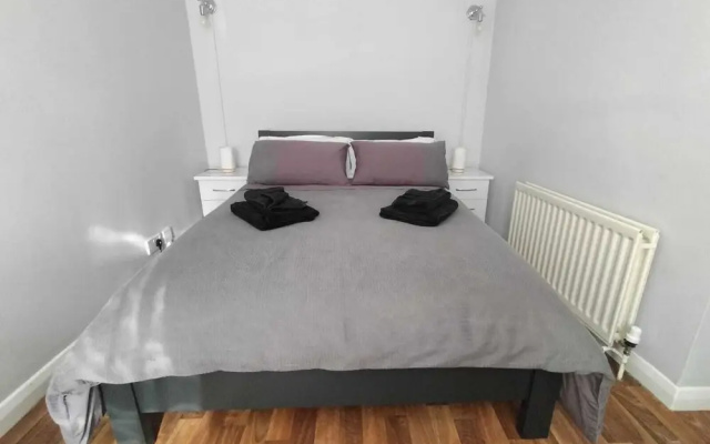 Lovely 2-bed Apartment in Wincanton Somerset