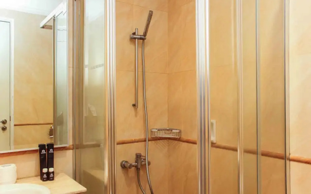 High Floor And Strategic 3Br Apartment At Fx Residence