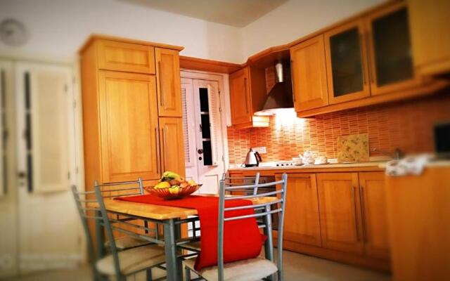 Diana House Apartment