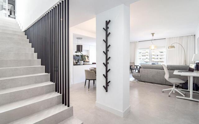 LAL- Fantastic family penthouse close to beaches