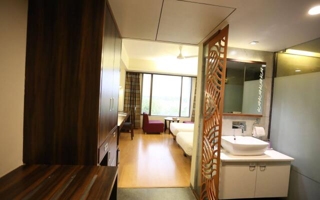 Silver Cloud Hotel & Banquets Ahmedabad
