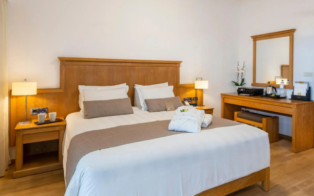 Kydon, The Heart City Hotel