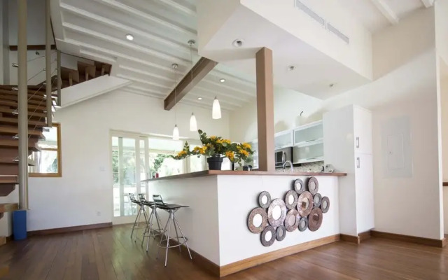 "zenbreak Hillside Loft #5"