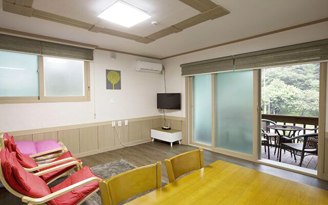 Yangpyeong Donga Pension
