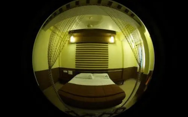 Hotel Megharaj