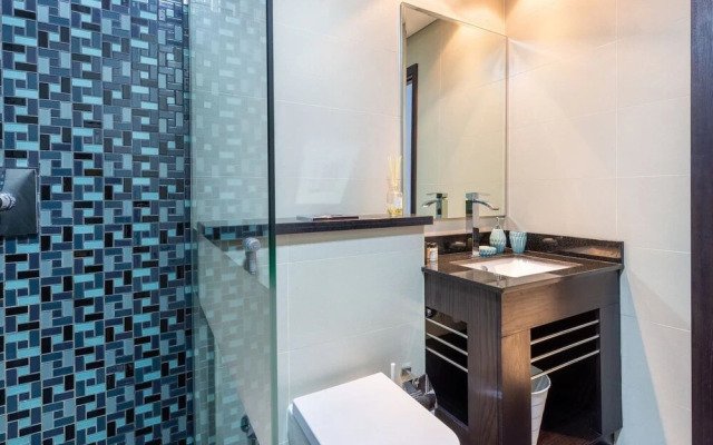 Astonishing 1BR in Fabulous Cayan Tower