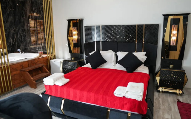 Şerefe Hotel Alaçatı