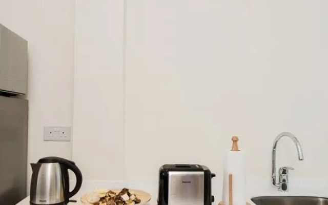 Heritage Apartments Boat Quay – Kitchen – Singapore