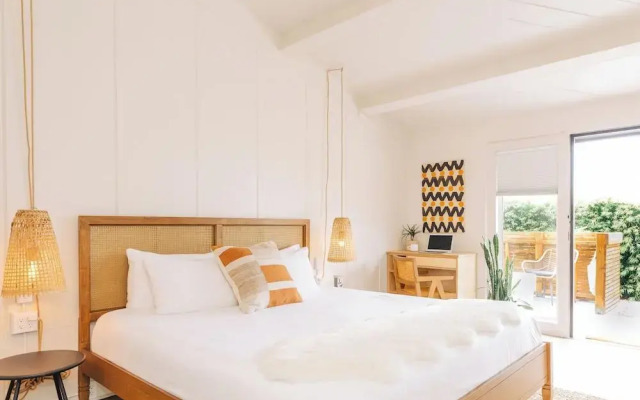 The Green Room Hotel