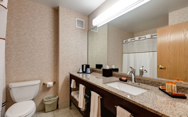 Boothill Inn And Suites