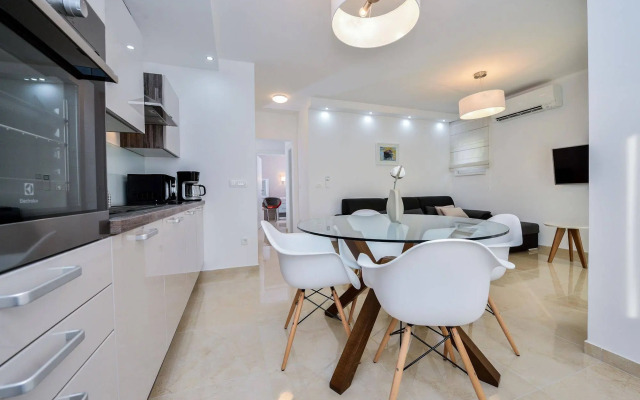 Luxury Apartments Villa Arta