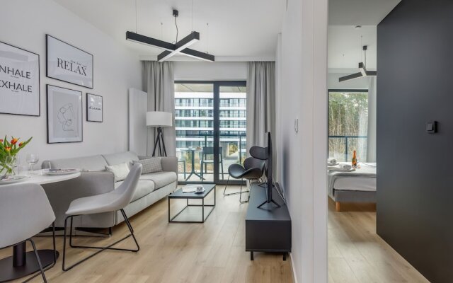 Shellter Apartment Rogowo by Renters
