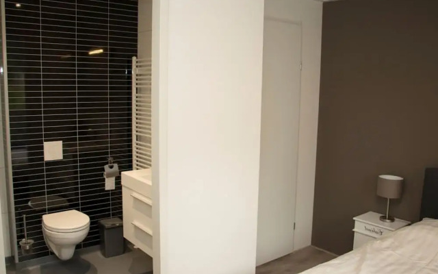 Modern, Spacious, Detached Holiday Home, Near Alkmaar