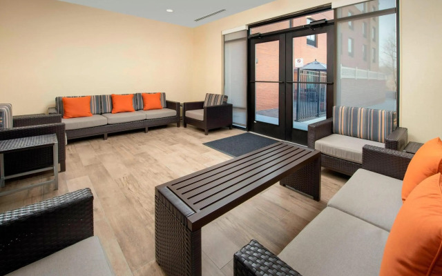 TownePlace Suites by Marriott College Park