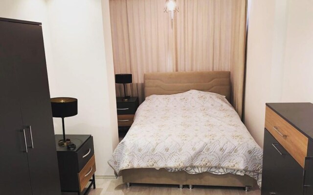 GoldenPark King Suites with Balcony & Sea view