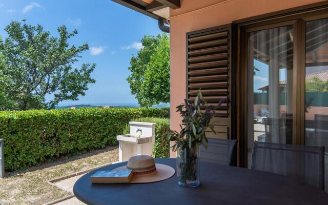 Lovely Holiday Home With Pool,covered Terrace and Outdoor Kitchen